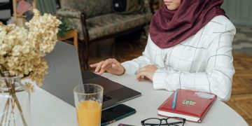 bolehkah seorang muslimah berbisnis