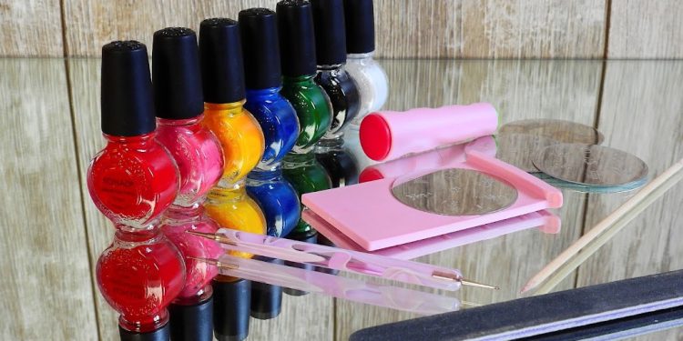 5 Rekomendasi Kutek Halal