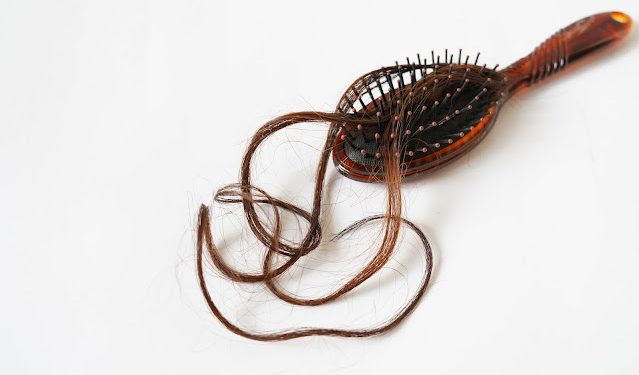 Cara Mengatasi Rambut Rontok Secara Alami