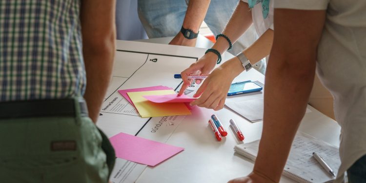 Mengenal 5 Tahapan Design Thinking