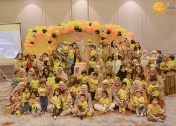 Birth Club August 2019, 3rd Bee-Day Bash