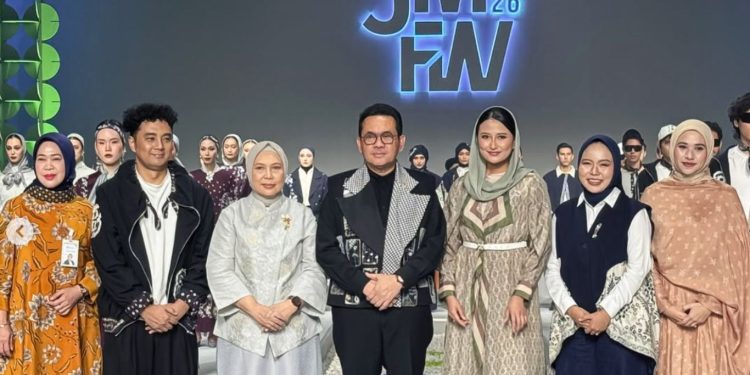 Brand Modest Fashion Indonesia Ramaikan Pembukaan JMFW 2026: Tren Baru, Gaya Baru
