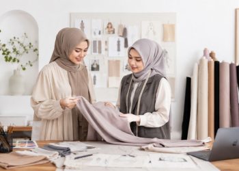 Kamu Pengusaha Modest Fashion? Ini Cara Cerdas Mencari Konveksi!