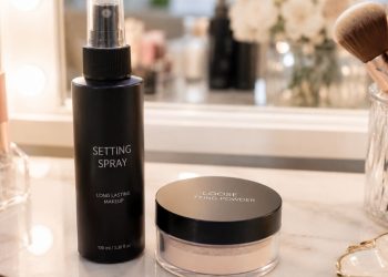 Setting Spray atau Setting Powder. Mana yang Lebih Ampuh Menjaga Makeup Awet?